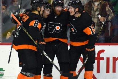 Em duelo divisional, Flyers batem Devils com gols no final da partida - The Playoffs