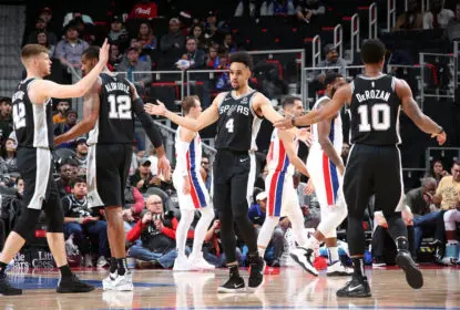 Após início lento, San Antonio Spurs reage e derrota o Detroit Pistons - The Playoffs
