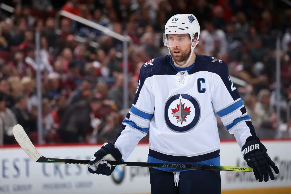 GLENDALE, ARIZONA - FEBRUARY 24: Blake Wheeler #26 of the Winnipeg Jets on the ice during the second period of the NHL game against the Arizona Coyotes at Gila River Arena on February 24, 2019 in Glendale, Arizona. The Coyotes defeated the Jets 4-1