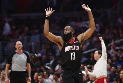 Rockets esperam ação da NBA após enterrada invalidada de Harden - The Playoffs