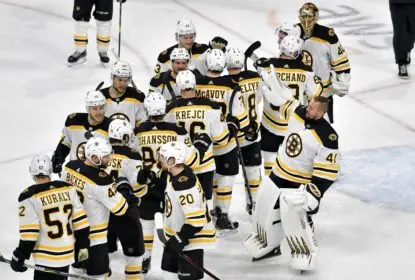 Bruins vencem Hurricanes e se aproximam de título da Conferência Leste - The Playoffs
