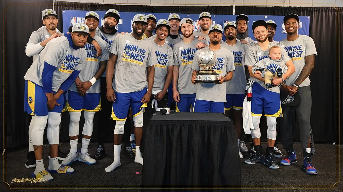 Warriors ‘varrem’ os Blazers e são campeões da Conferência Oeste da NBA