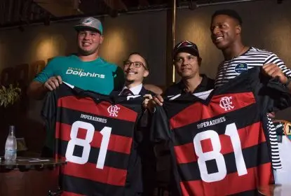 Flamengo Imperadores entrega camisas a Duzão e Drake - The Playoffs