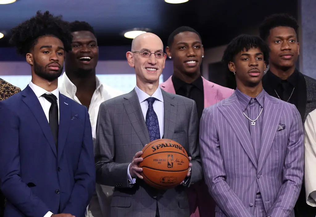 NEW YORK, NEW YORK - JUNE 20: (L-R) NBA Draft prospects Coby White, Zion Williamson, NBA Commissioner Adam Silver, Ja Morant and De'Andre Hunter stand on stage with NBA Commissioner Adam Silver before the start of the 2019 NBA Draft at the Barclays Center on June 20, 2019 in the Brooklyn borough of New York City.