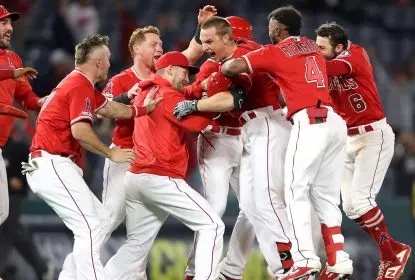 Jared Walsh bate dois HRs e Angels vencem White Sox - The Playoffs