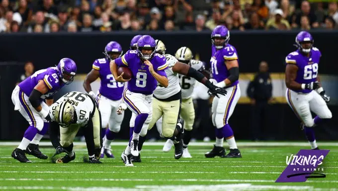 Minnesota Vikings contra o New Orleans Saints pela pré-temporada da NFL