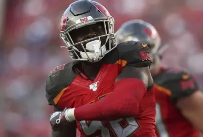 Shaquil Barrett aceita assinar franchise tag com Tampa Bay Buccaneers - The Playoffs