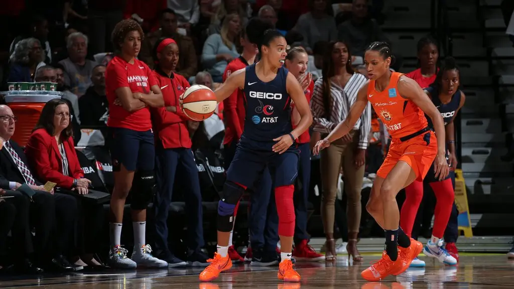 Kristi Toliver lidera Mystics em vitória sobre o Sun no jogo 3 da final da WNBA