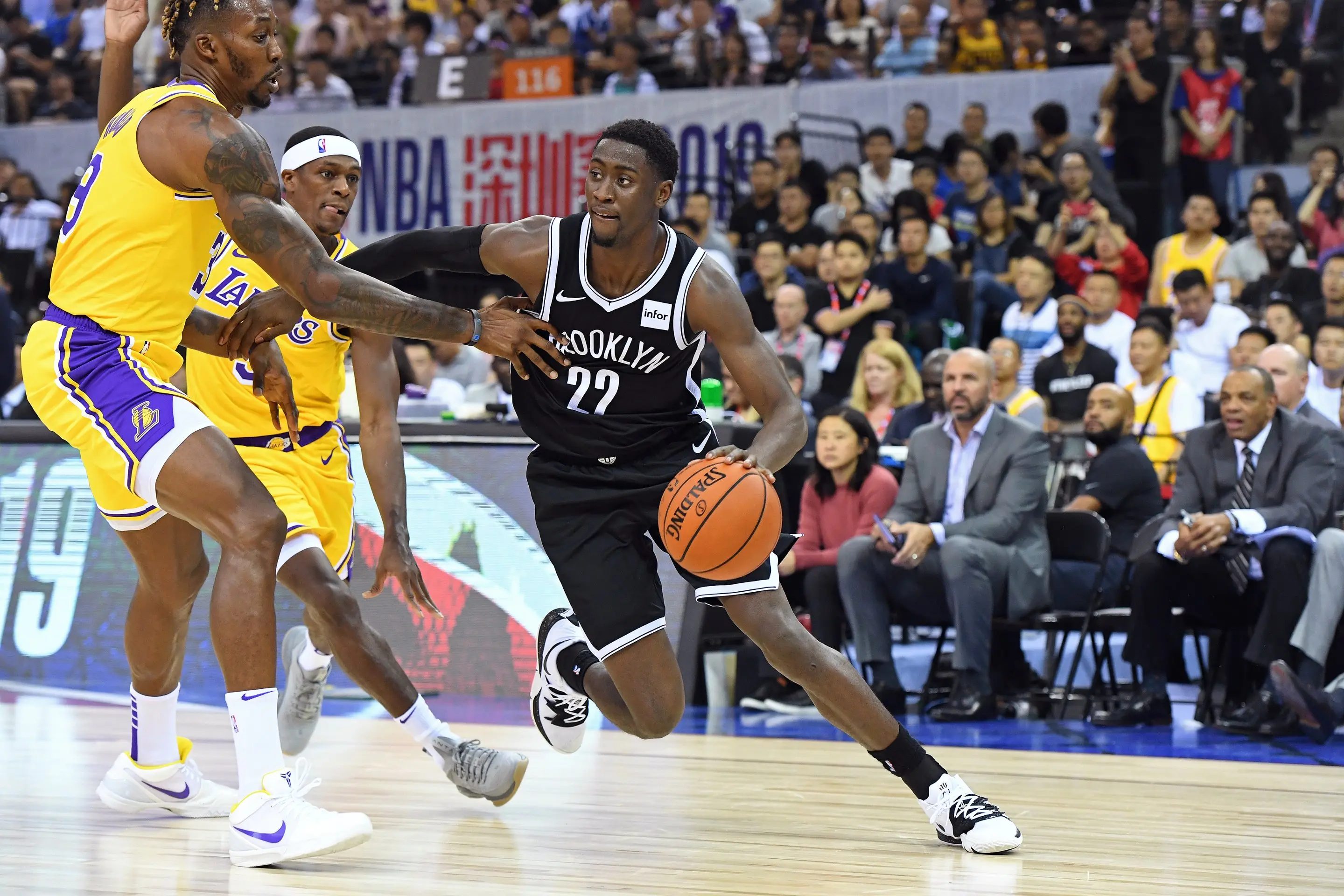 Brooklyn Nets vence Los Angeles Lakers na China pela pré-temporada
