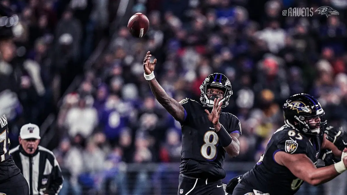 Quarterback do Baltimore Ravens Lamar Jackson em ação pela semana 15 da NFL 2019 - MVP