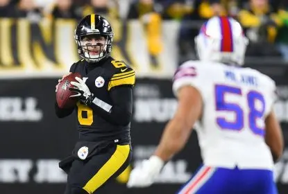 PITTSBURGH, PENNSYLVANIA - DECEMBER 15: Devlin Hodges #6 of the Pittsburgh Steelers looks to pass during the first half against the Buffalo Bills in the game at Heinz Field on December 15, 2019 in Pittsburgh, Pennsylvania