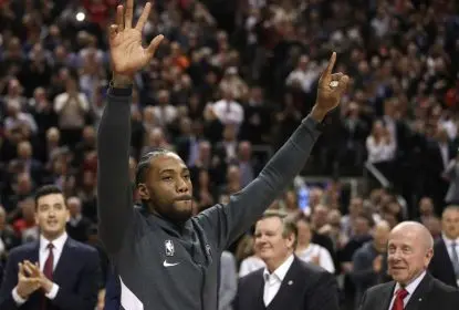 TORONTO, ON- DECEMBER 11 - LA Clippers forward Kawhi Leonard (2) salutes the crowd after getting his championship ring as the Toronto Raptors play the LA Clippers at Scotiabank Arena in Toronto. December 11, 2019