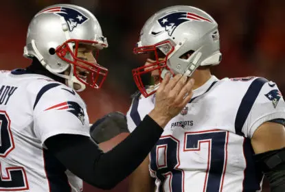 Tom Brady e Rob Gronkowski em ação pelo New England Patriots