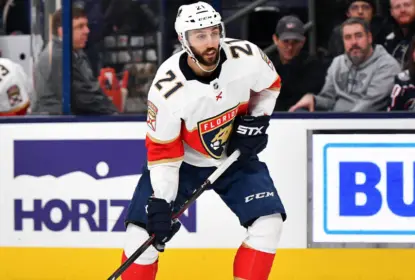 Hurricanes adquirem Vincent Trocheck do Florida Panthers - The Playoffs