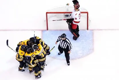 Lightning e Bruins se classificam para a segunda fase dos playoffs da NHL - The Playoffs