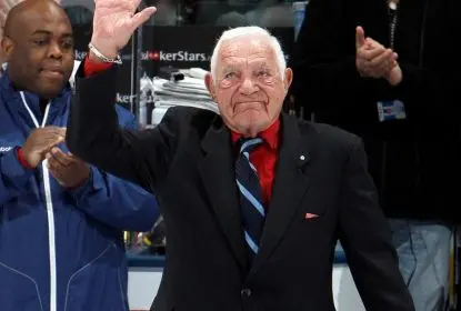 Howie Meeker, ídolo dos Maple Leafs, morre aos 97 anos - The Playoffs