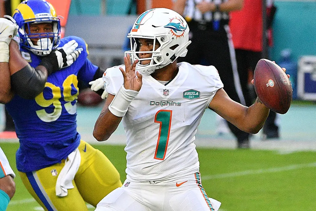 MIAMI GARDENS, FLORIDA - NOVEMBER 01: Tua Tagovailoa #1 of the Miami Dolphins looks to pass against the Los Angeles Rams during their NFL game at Hard Rock Stadium on November 01, 2020 in Miami Gardens, Florida