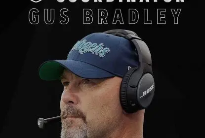 Gus Bradley, coordenador defensivo dos Raiders