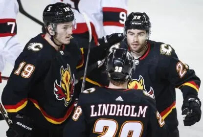 Com show ofensivo, Calgary Flames vence Ottawa Senators - The Playoffs