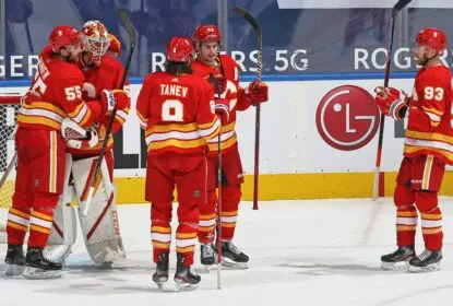 Flames vencem e provocam terceira derrota seguida dos Maple Leafs - The Playoffs