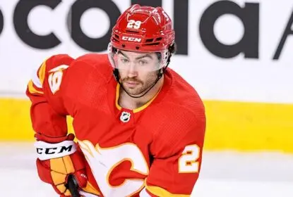 Calgary Flames renova com Dillon Dube por 3 temporadas - The Playoffs
