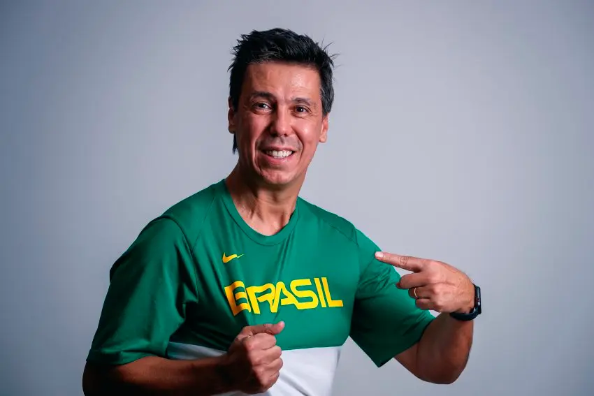 Helinho Garcia é anunciado como assistente técnico de Gustavo De Conti na seleção brasileira