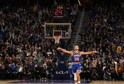 Com direito a show de Curry, Warriors vencem os Clippers em confronto equilibrado - The Playoffs
