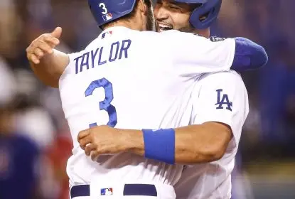 Chris Taylor faz história e Dodgers vencem Braves no jogo 5 da NLCS - The Playoffs
