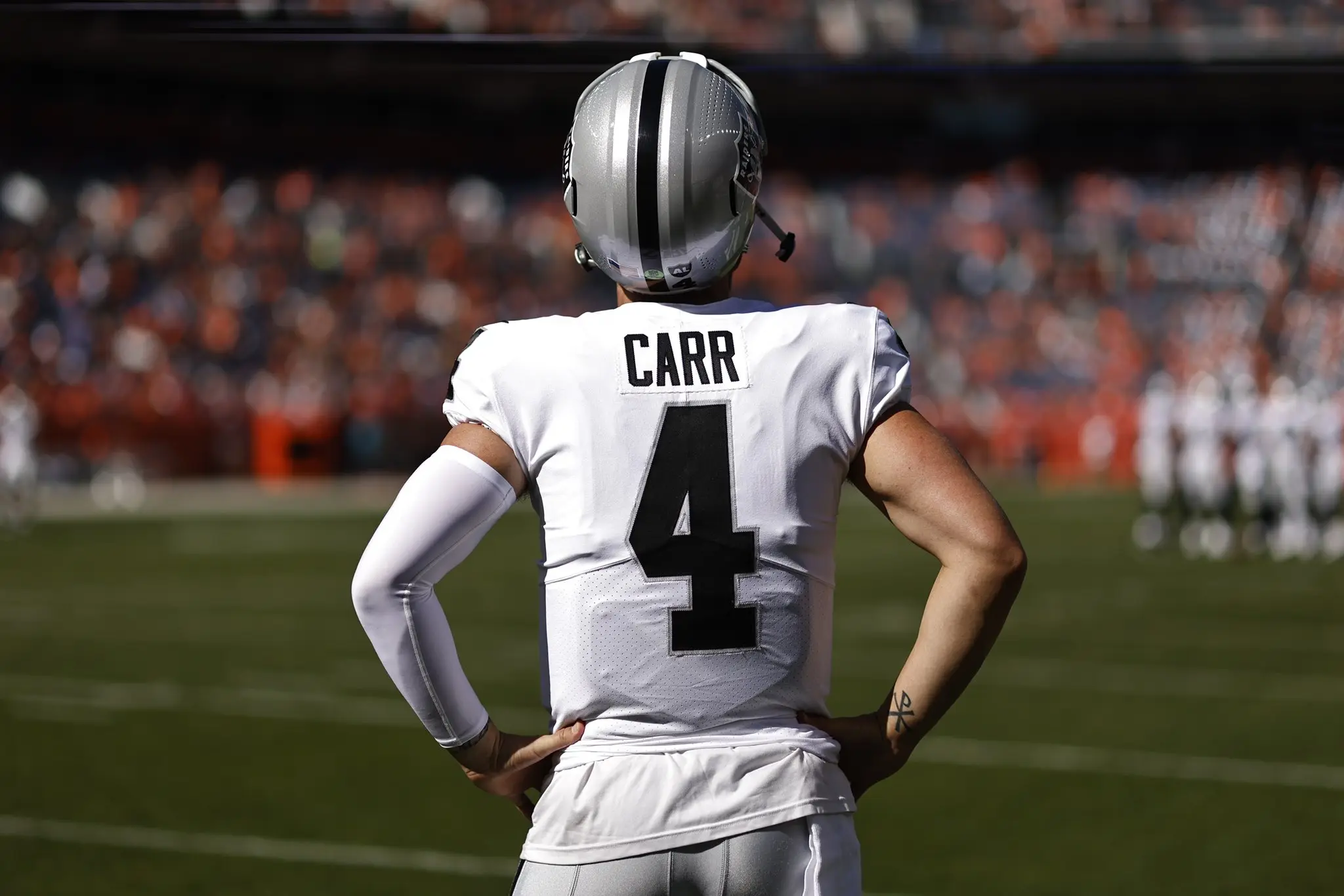 Podcast NFL: Carr nos Saints, tag em Lamar e Combine - The Playoffs