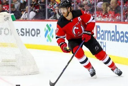 Dougie Hamilton, dos Devils, está fora por tempo indeterminado com fratura na mandíbula - The Playoffs