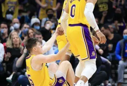 Sem principais estrelas, Lakers sucumbem diante dos Hornets - The Playoffs