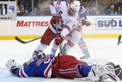 NHL - Shesterkin lidera os Rangers em vitória contra os Hurricanes no jogo 3 - The Playoffs