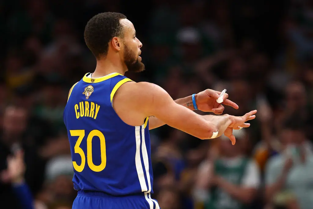 BOSTON, MASSACHUSETTS - JUNE 16: Stephen Curry #30 of the Golden State Warriors celebrates a three pointer against the Boston Celtics during the third quarter in Game Six of the 2022 NBA Finals at TD Garden on June 16, 2022 in Boston, Massachusetts