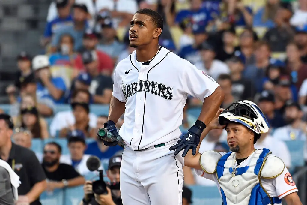 LOS ANGELES, CALIFORNIA - JULY 18: American League All-Star Julio Rodriguez #44 of the Seattle Mariners competes during the 2022 T-Mobile Home Run Derby at Dodger Stadium on July 18, 2022 in Los Angeles, California