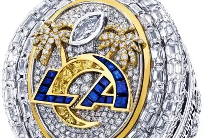Los Angeles Rams revela anel do Super Bowl LVI - The Playoffs