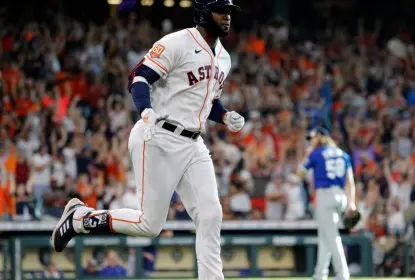 HOUSTON, TEXAS - JULY 04: Yordan Alvarez #44 of the Houston Astros hits a walk-off home run in the ninth inning against the Kansas City Royals at Minute Maid Park on July 04, 2022 in Houston, Texas