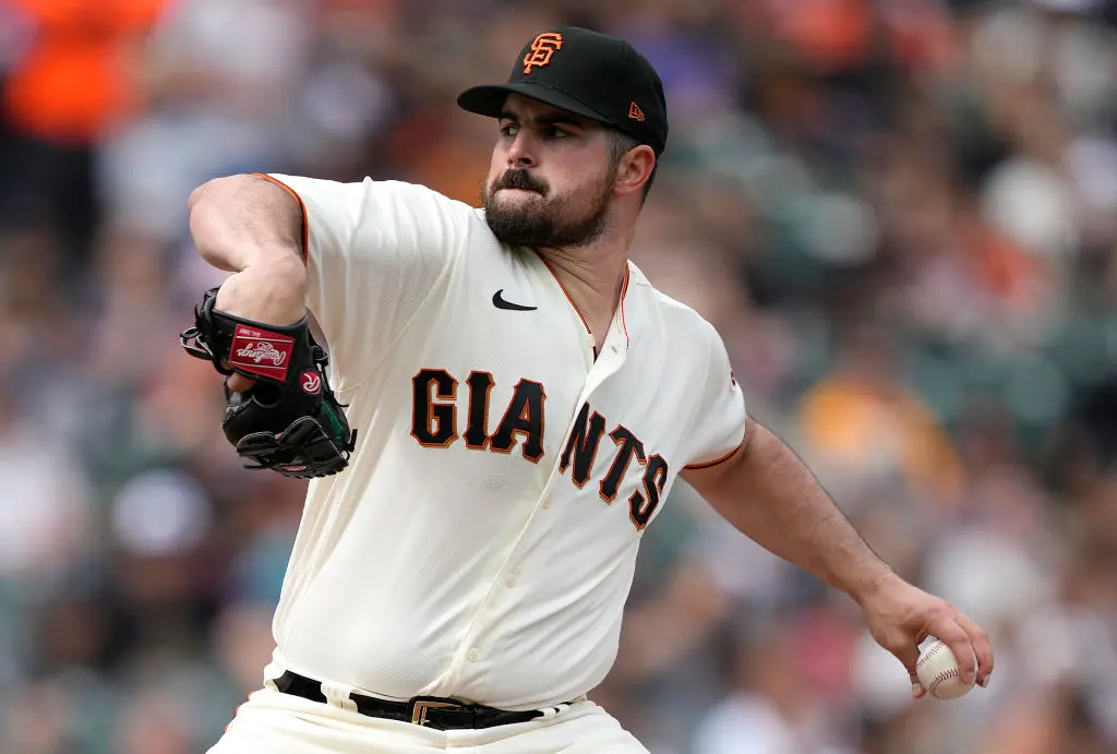 SAN FRANCISCO, CALIFORNIA - JULY 31: Carlos Rodon #16 of the San Francisco Giants pitches against the Chicago Cubs in the top of the first inning at Oracle Park on July 31, 2022 in San Francisco, California