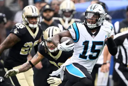 CHARLOTTE, NORTH CAROLINA - SEPTEMBER 25: Laviska Shenault Jr. #15 of the Carolina Panthers runs for a touchdown against the New Orleans Saints during the fourth quarter at Bank of America Stadium on September 25, 2022 in Charlotte, North Carolina.
