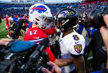 ORCHARD PARK, NY - DECEMBER 08: Josh Allen #17 of the Buffalo Bills shakes hands with Lamar Jackson #8 of the Baltimore Ravens after the game at New Era Field on December 8, 2019 in Orchard Park, New York. Baltimore defeats Buffalo 24-17.