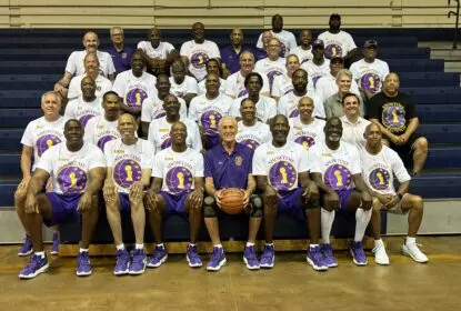 ‘Showtime Lakers’ se reencontra para treino no Havaí - The Playoffs