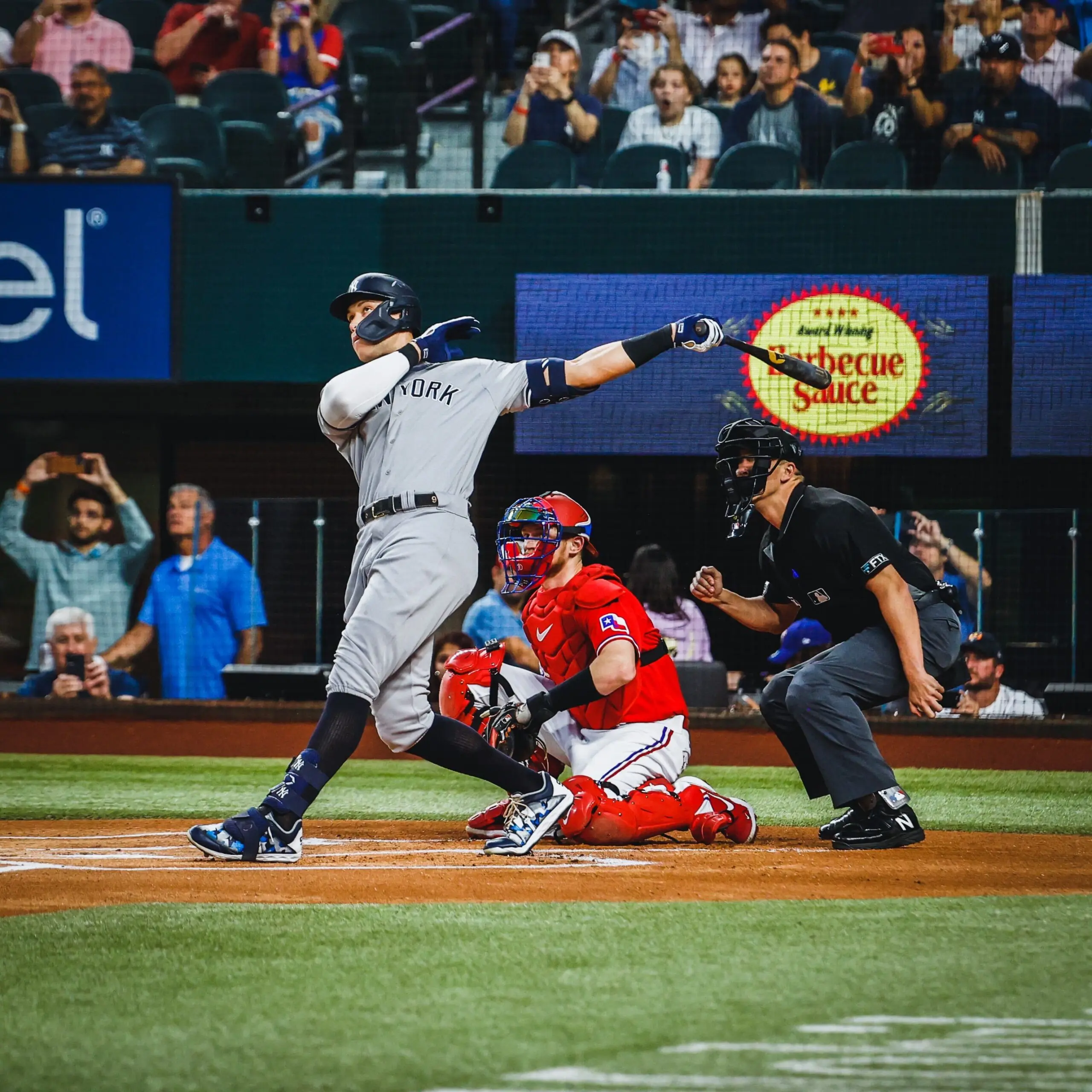 Jogador dos Yankees bate recorde de home runs de um calouro na MLB