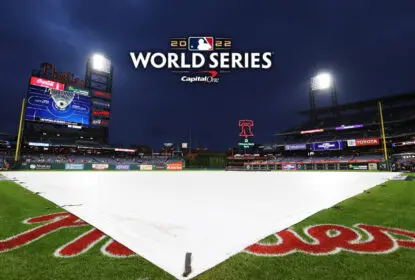 Chuva castiga e jogo 3 entre Phillies e Astros é adiado - The Playoffs