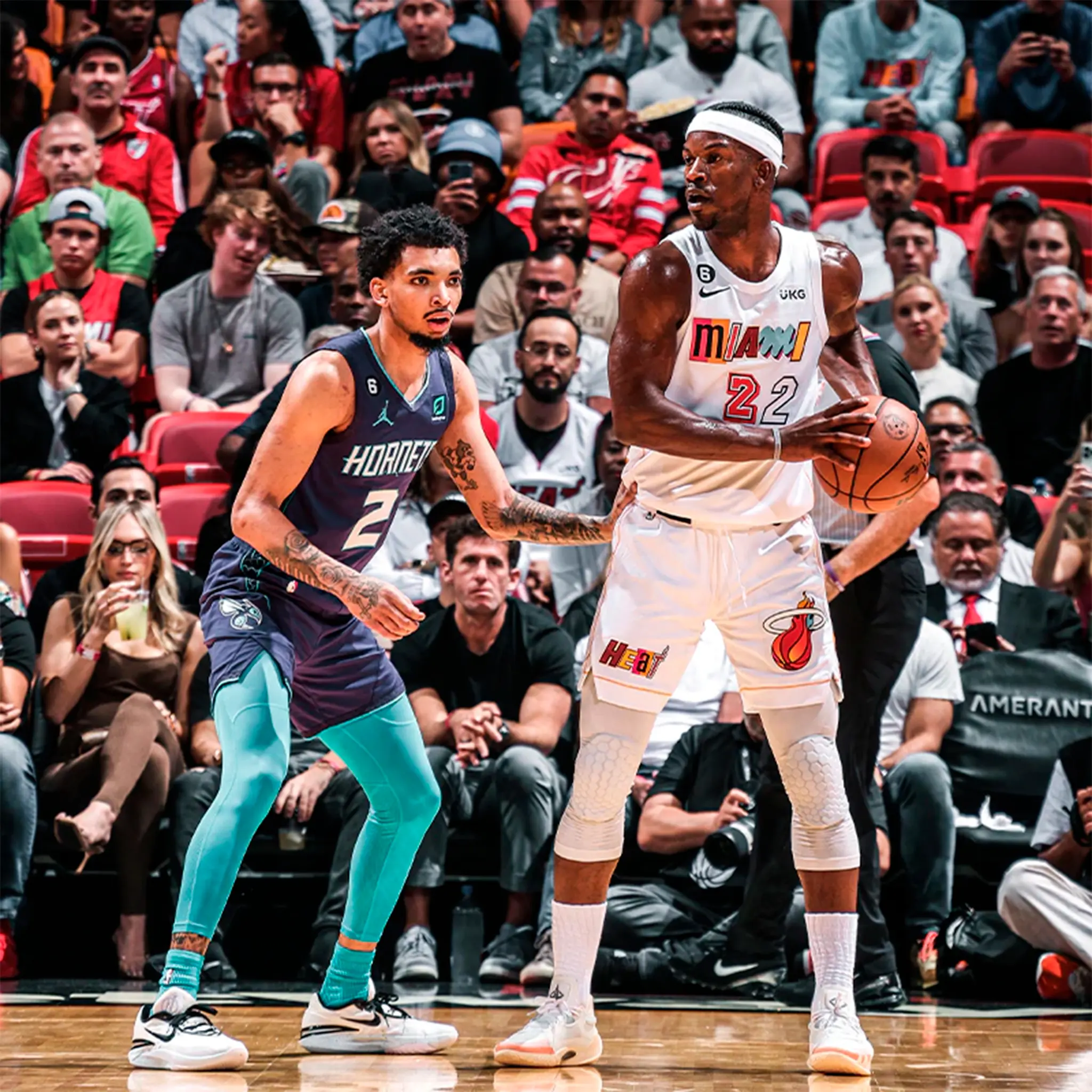 Jimmy Butler flerta com o triplo-duplo, e Miami Heat derrota Charlotte Hornets na prorrogação