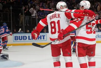 Detroit Red Wings vence New York Rangers por 3 a 2 no Madison Square Garden - The Playoffs
