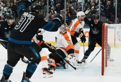 Com final emocionante, Toronto Maple Leafs derrota Philadelphia Flyers - The Playoffs