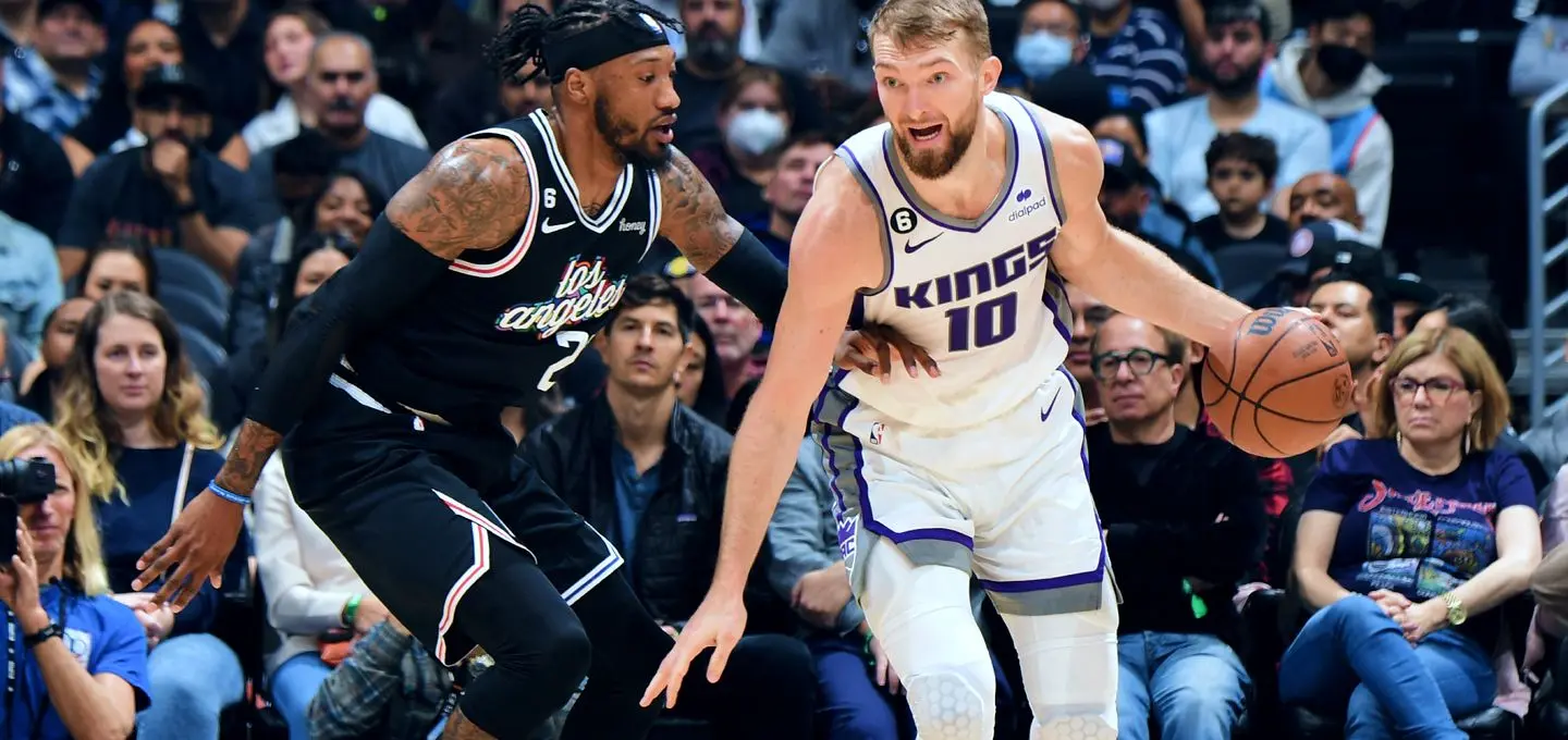 Com grande atuação de Domantas Sabonis, Sacramento Kings derrota Los Angeles Clippers