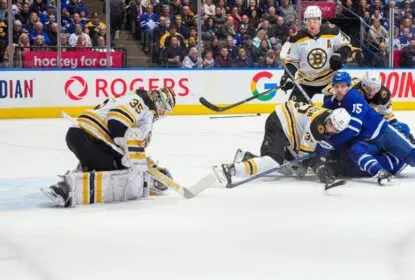 Linus Ullmark faz grande jogo e Bruins vencem Maple Leafs