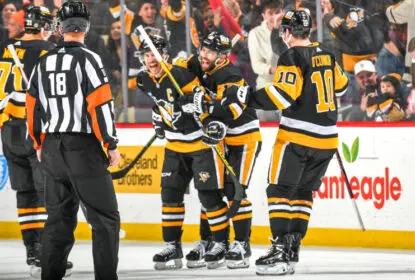 Em virada épica, Penguins batem Blue Jackets - The Playoffs