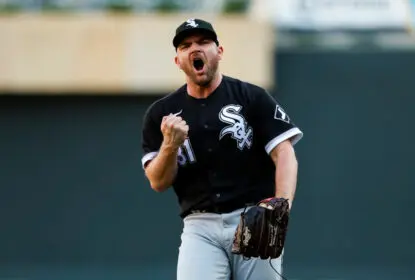 MINNEAPOLIS, MN - SEPTEMBER 29: Liam Hendriks #31 of the Chicago White Sox celebrates the final out against the Minnesota Twins in the ninth inning of the game at Target Field on September 29, 2022 in Minneapolis, Minnesota. The White Sox defeated the Twins 4-3