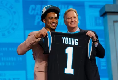 Bryce Young está recebendo snaps no time titular dos Panthers - The Playoffs